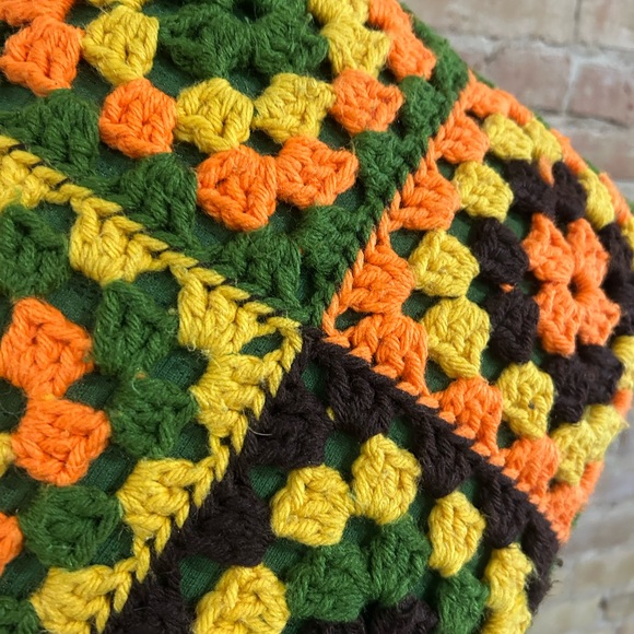 Retro Vintage 70’s Granny Square Throw Pillow Cushion - Picture 4 of 4